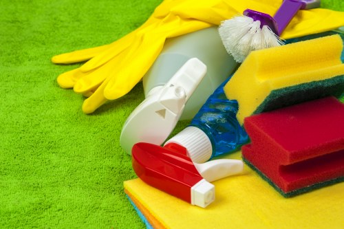 Professional cleaning of desks and shared workspaces in Kensington