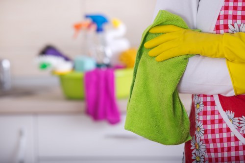 Preparing a carpet cleaning appointment in a W8 property